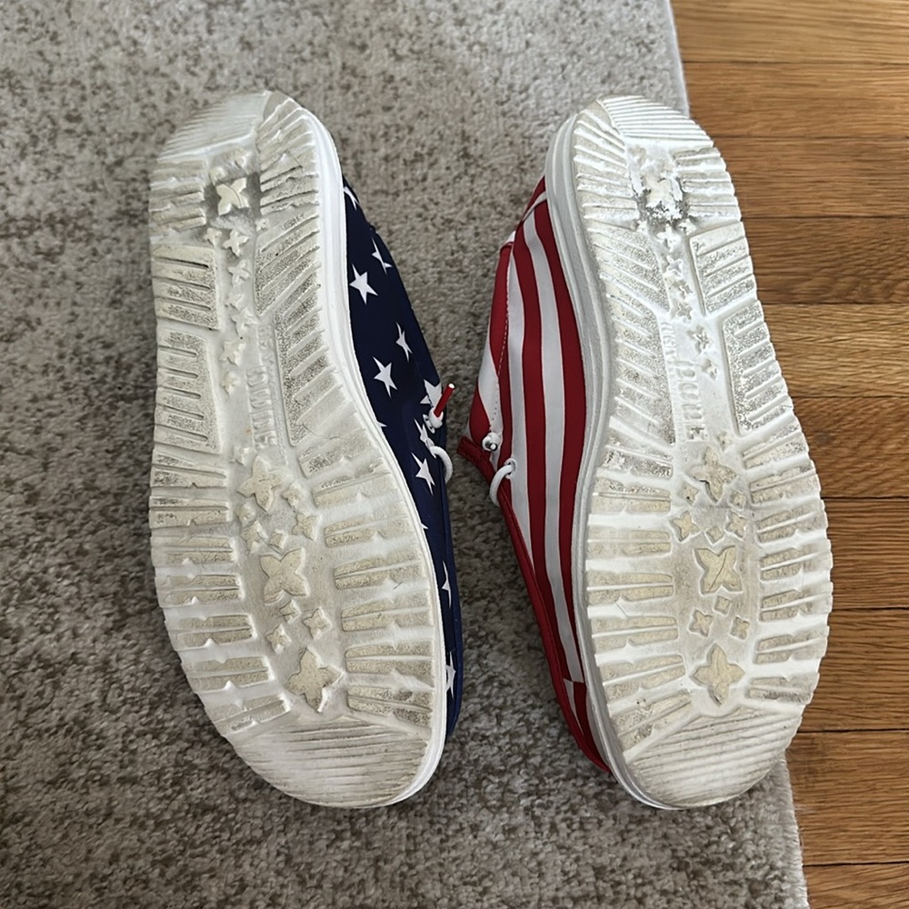 Hey Dude Red and Blue Star Striped Moccasins - Picture 4 of 4